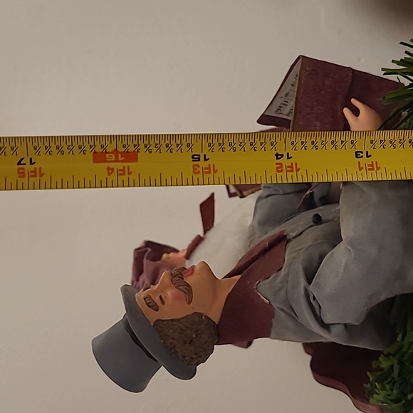 Vintage Traditions Fabric Mache Caroling Family In Carriage Centerpiece - Picture 17 of 17